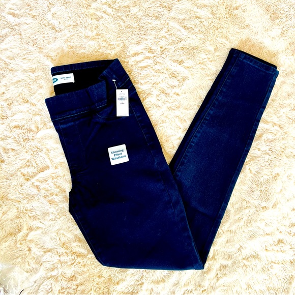 Old Navy Denim - NWT, Old Navy super skinny slimming effect waistband Jean/Jegging size 2 long